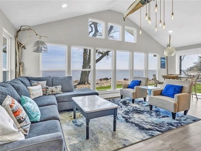 104 E Point Drive, Kelleys Island, OH 43438 Photo 4