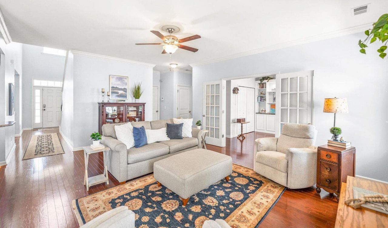 17 White Pond Boulevard Photo 13