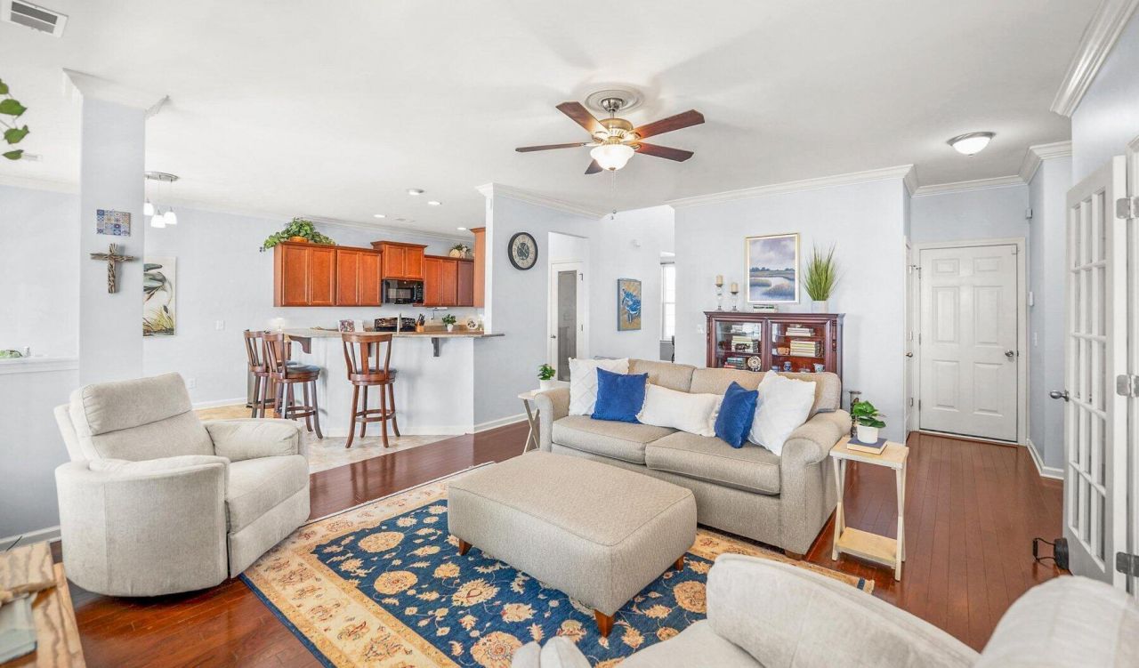 17 White Pond Boulevard Photo 14