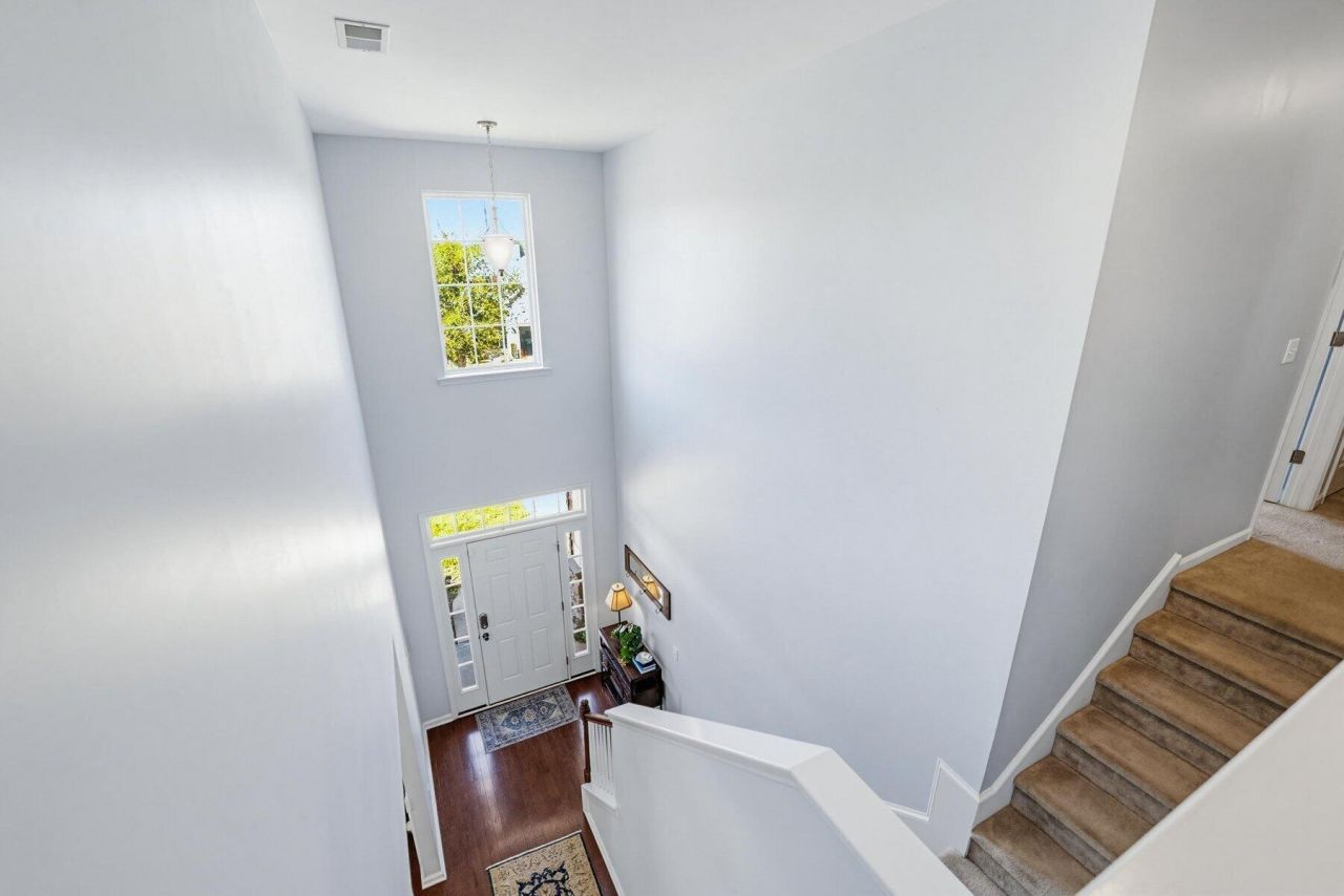 17 White Pond Boulevard Photo 31