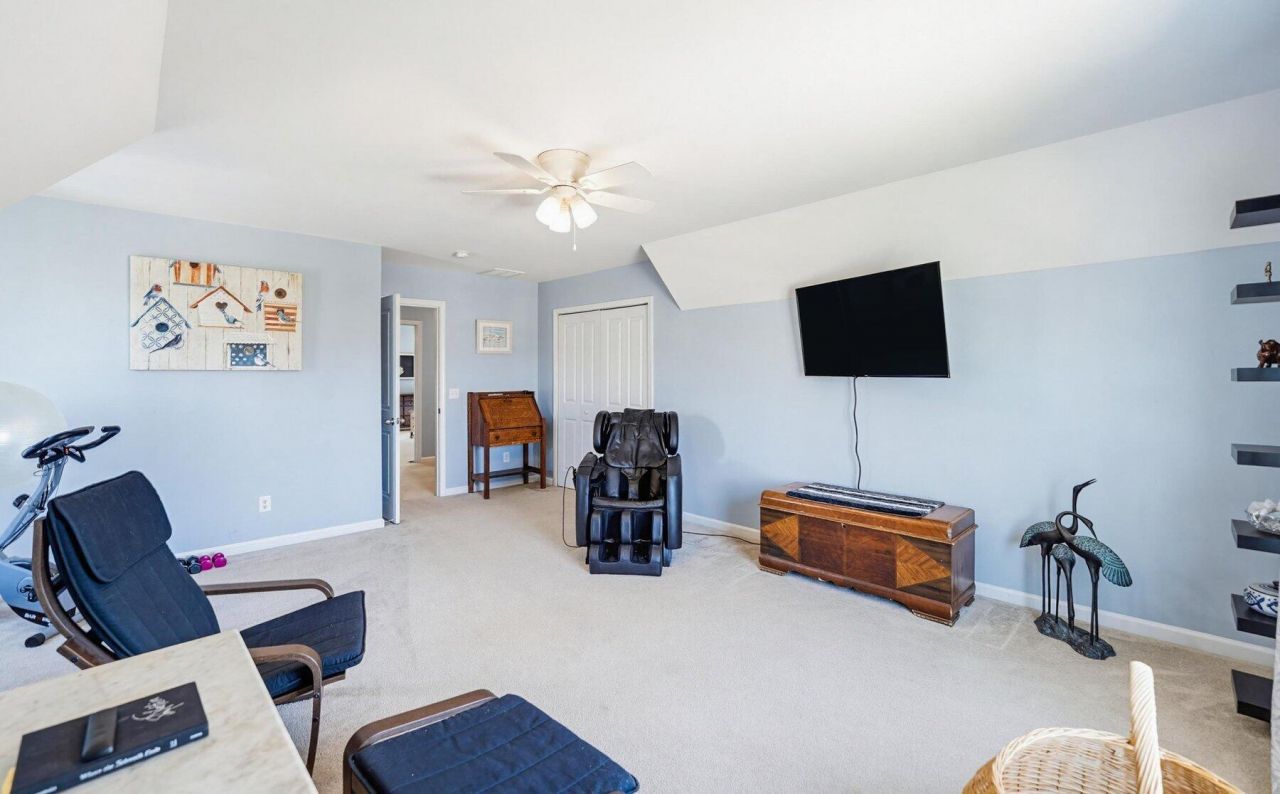 17 White Pond Boulevard Photo 38