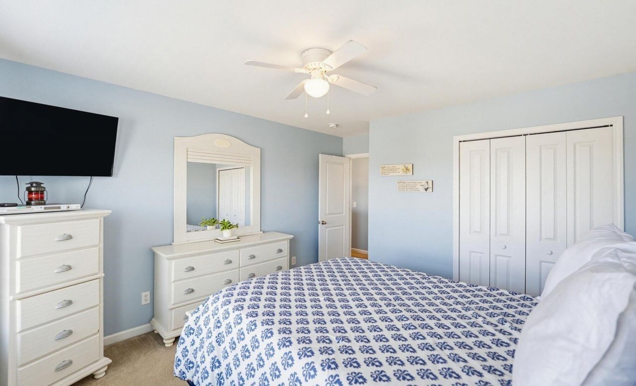 17 White Pond Boulevard Photo 41