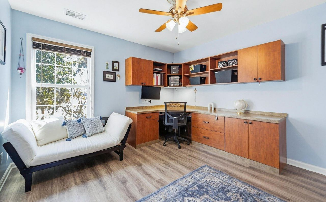 17 White Pond Boulevard Photo 43