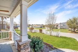 17 White Pond Boulevard photo 4