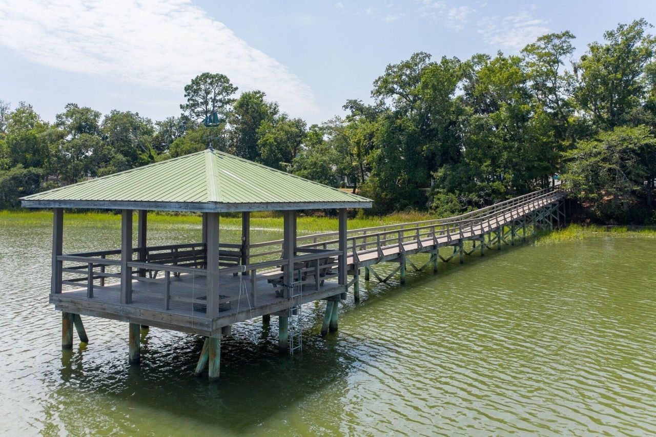 17 White Pond Boulevard Photo 68