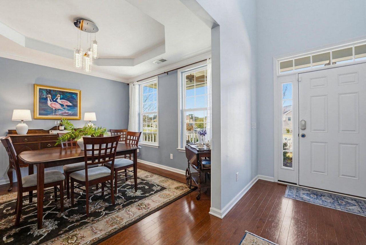 17 White Pond Boulevard Photo 7