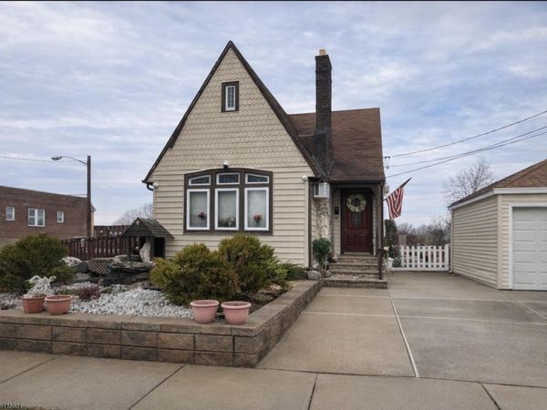 93 Riverview Ave, Unit 2, North Arlington, NJ 07031