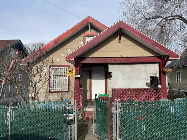 2323 E Hartson Ave, Spokane, WA 99202