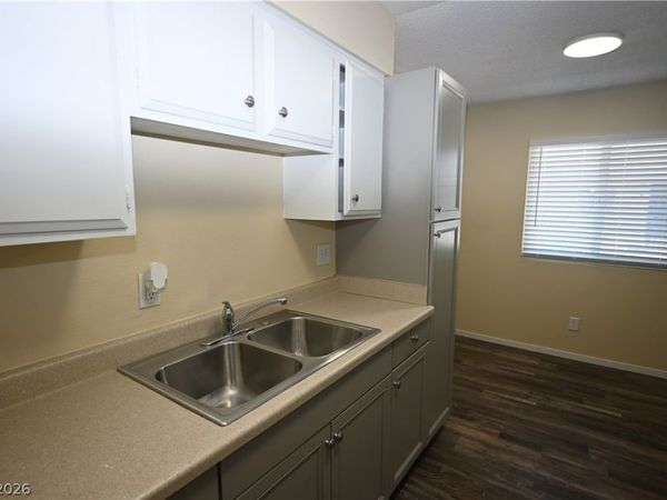 2508 McCarran Street, Unit 4, North Las Vegas, NV 89030