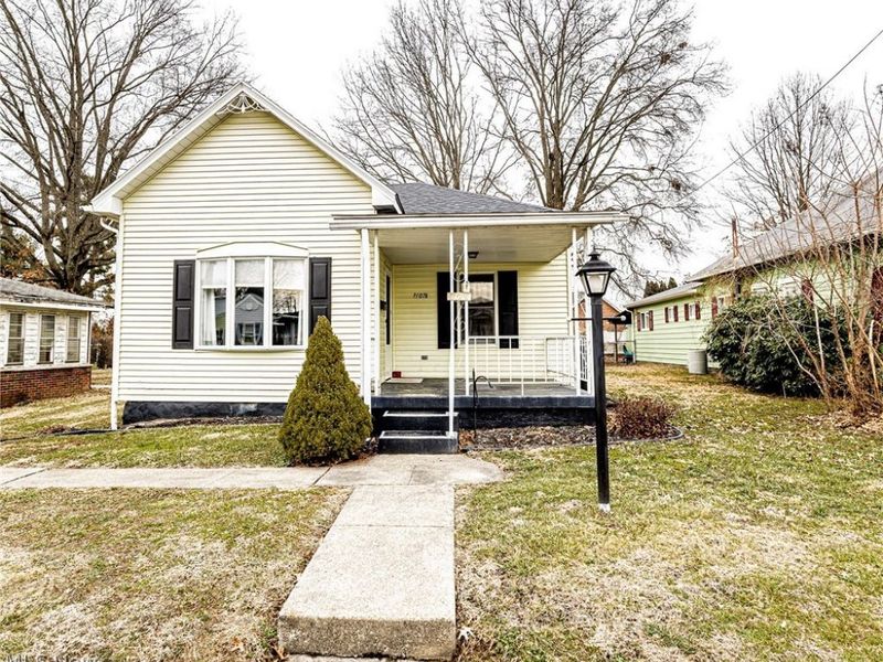 107 37th Street, Vienna, WV 26105 Photo 1