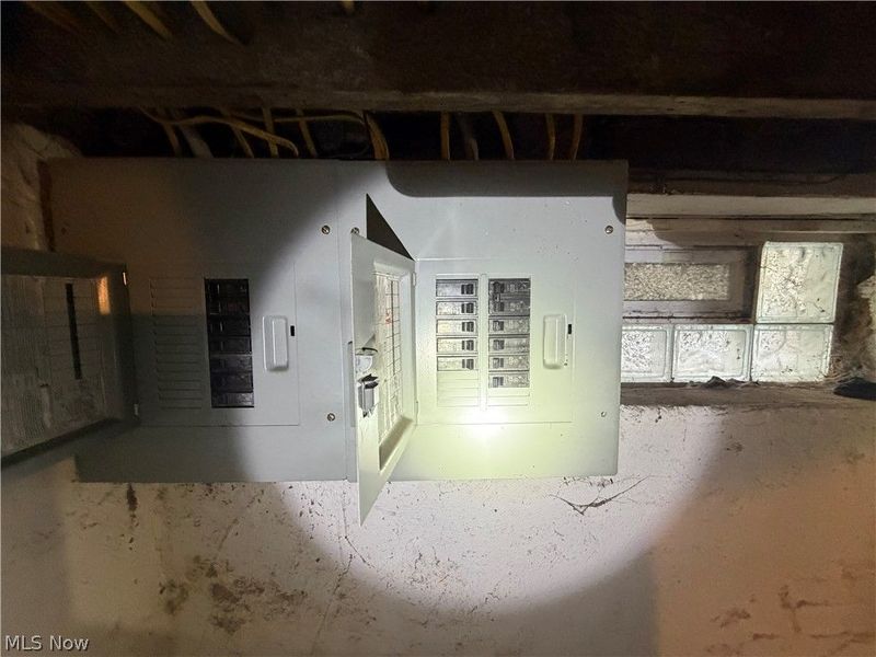 3150 W 40th Street, Cleveland, OH 44109 Photo 29