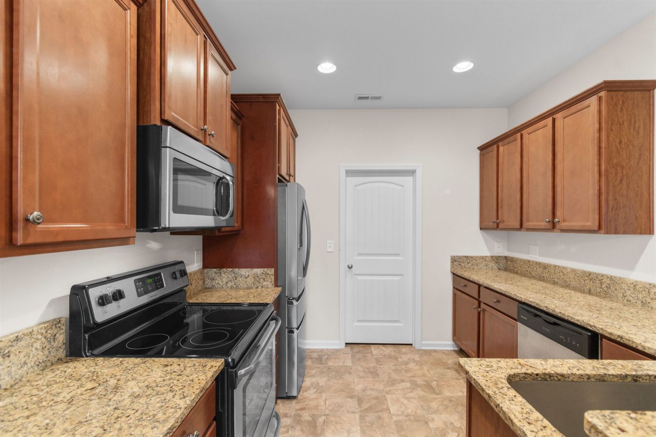 805 Payne Ct. Photo 7