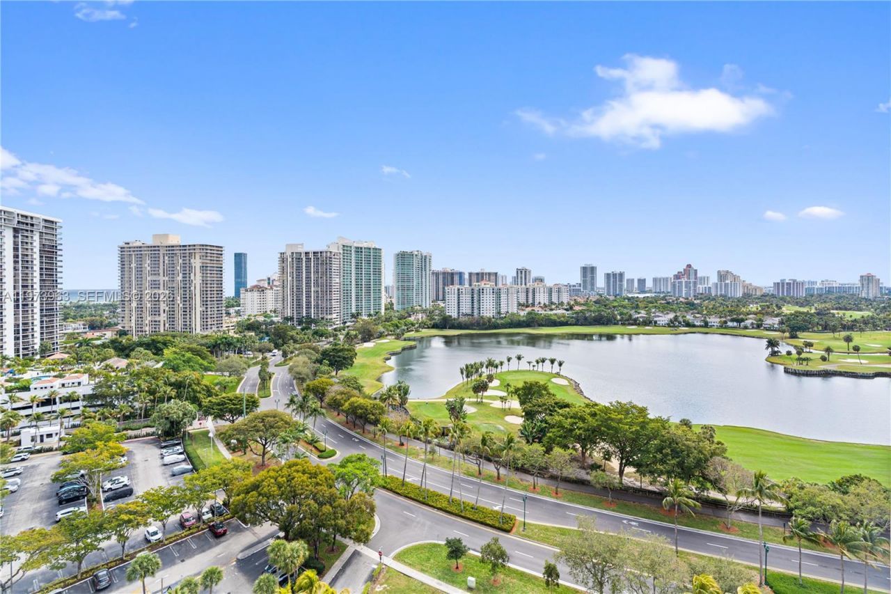 3675 N Country Club Dr, Unit 1803, Aventura, FL 33180 Photo