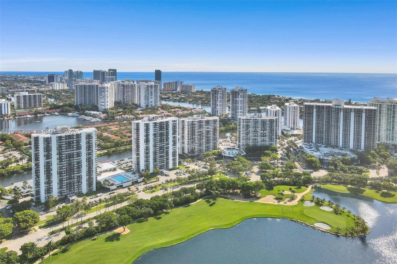 3675 N Country Club Dr, Unit 1803, Aventura, FL 33180 Photo