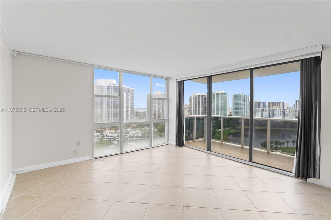 3675 N Country Club Dr, Unit 1803, Aventura, FL 33180 Photo