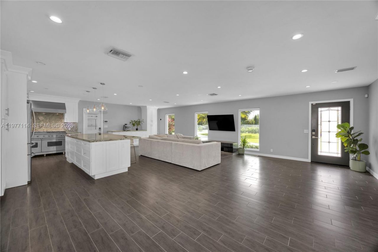 24401 SW 123rd Ave, Homestead, FL 33032 Photo