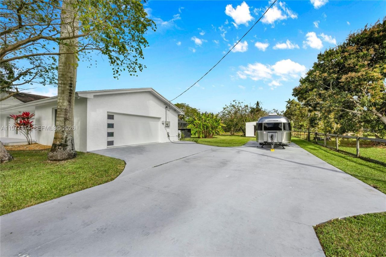 24401 SW 123rd Ave, Homestead, FL 33032 Photo