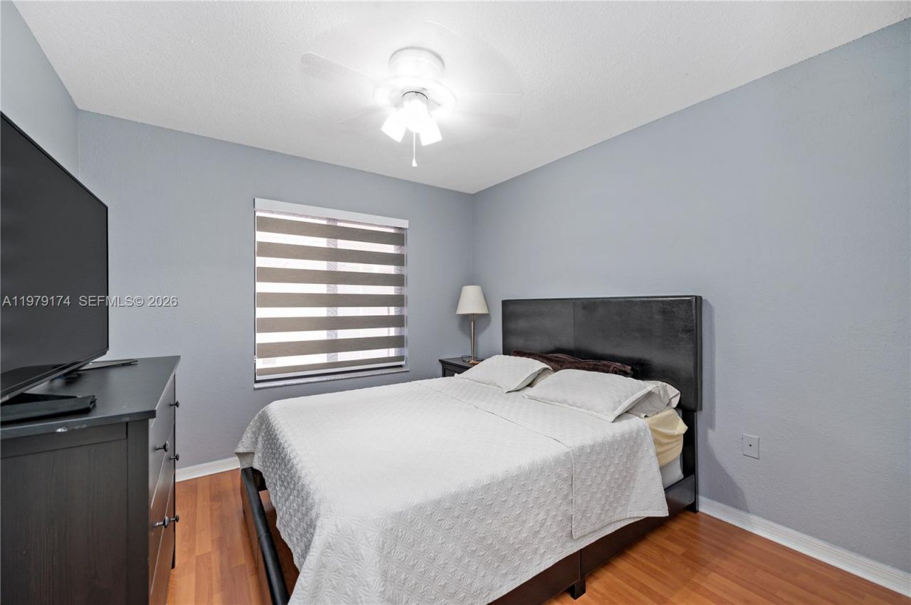 9046 NW 121st Ter , Unit 90, Hialeah Gardens, FL 33018 Photo