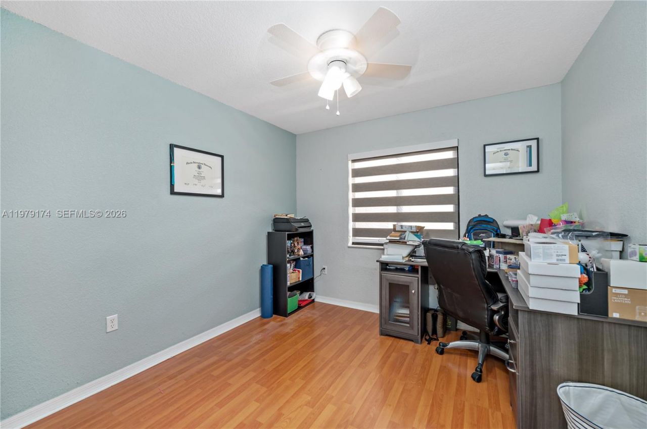 9046 NW 121st Ter , Unit 90, Hialeah Gardens, FL 33018 Photo