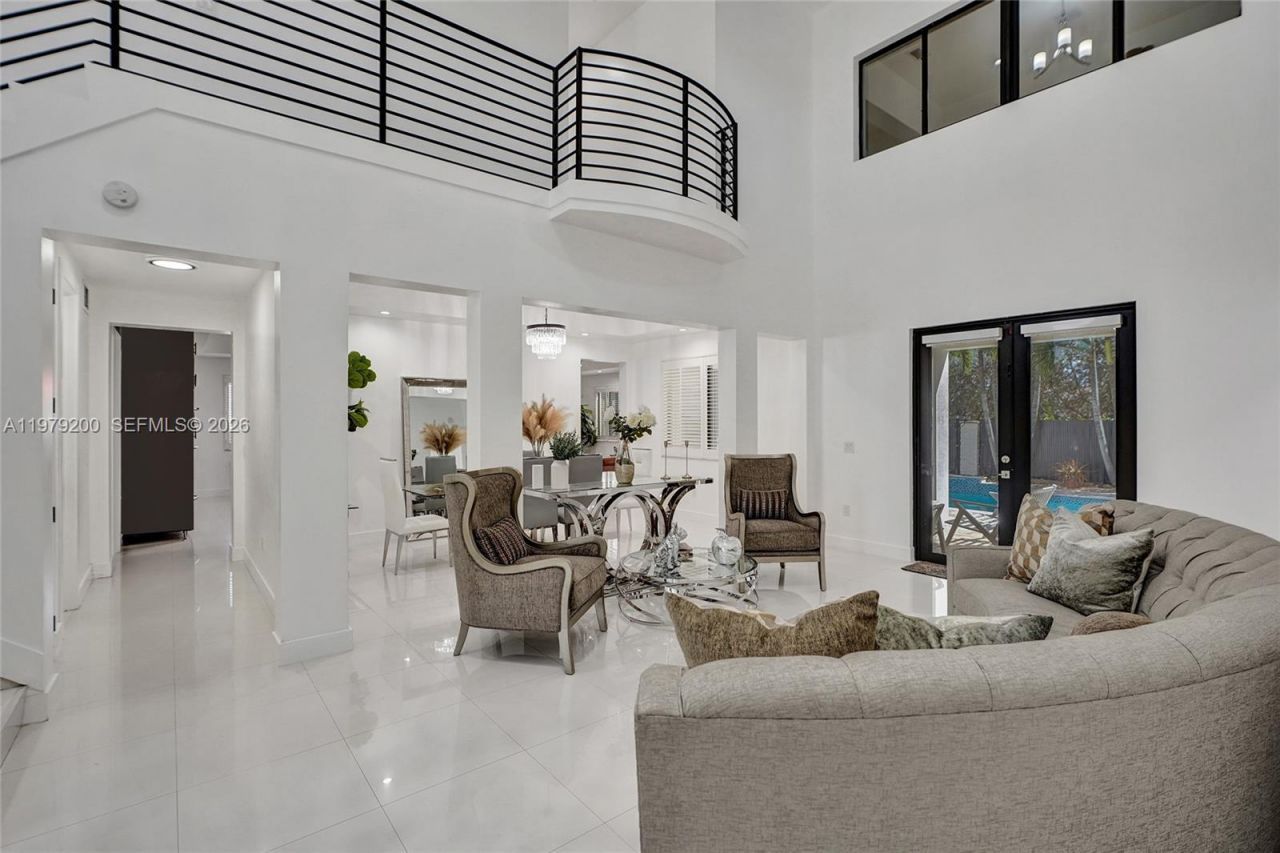 13676 SW 33rd Ter, Miami, FL 33175 Photo