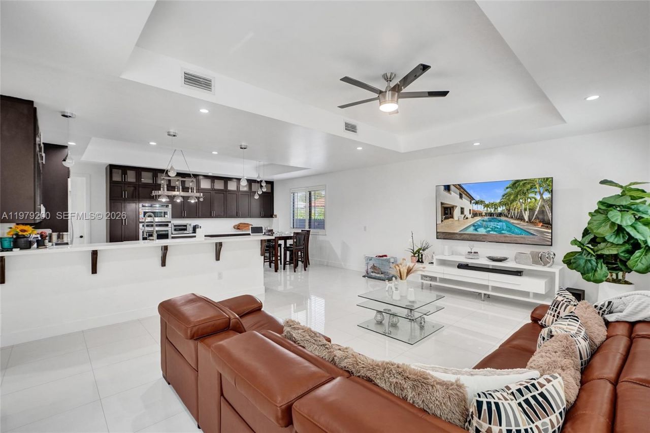 13676 SW 33rd Ter, Miami, FL 33175 Photo