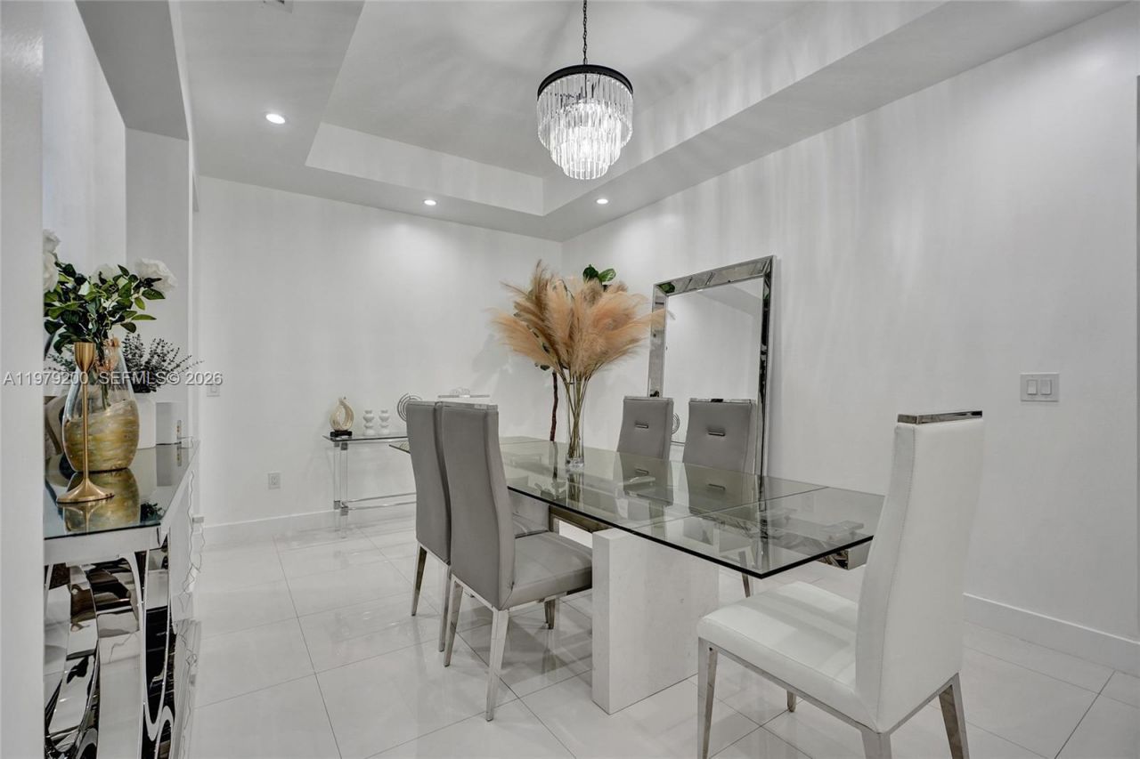 13676 SW 33rd Ter, Miami, FL 33175 Photo