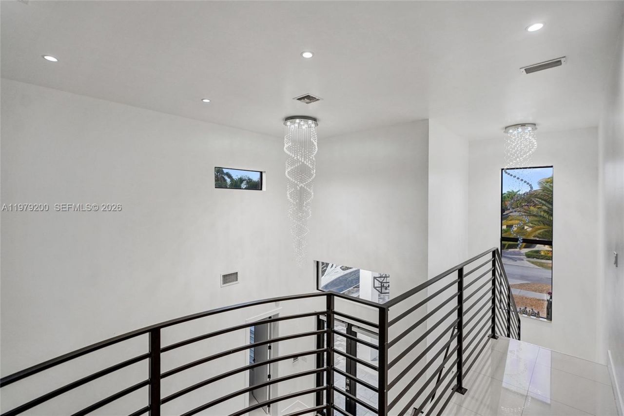 13676 SW 33rd Ter, Miami, FL 33175 Photo