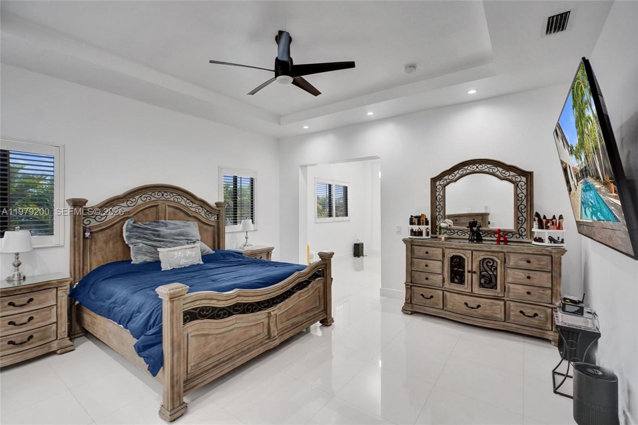 13676 SW 33rd Ter, Miami, FL 33175 Photo