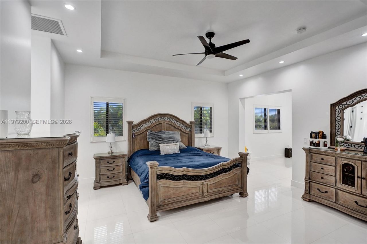 13676 SW 33rd Ter, Miami, FL 33175 Photo