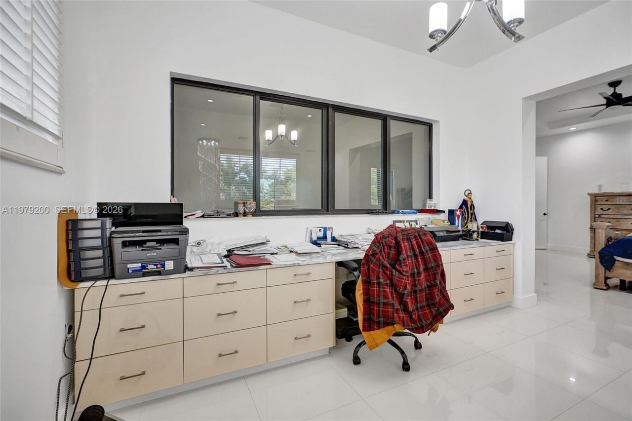 13676 SW 33rd Ter, Miami, FL 33175 Photo