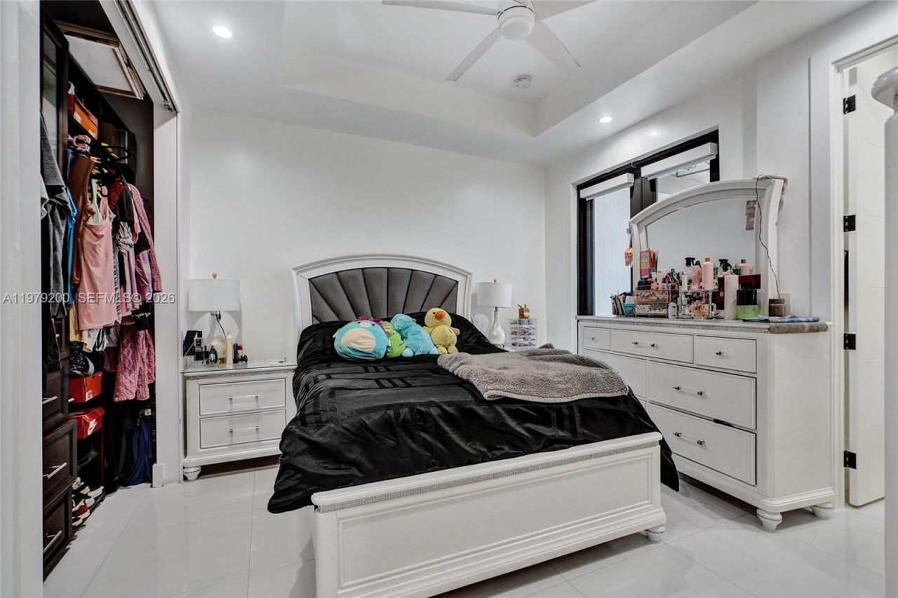 13676 SW 33rd Ter, Miami, FL 33175 Photo