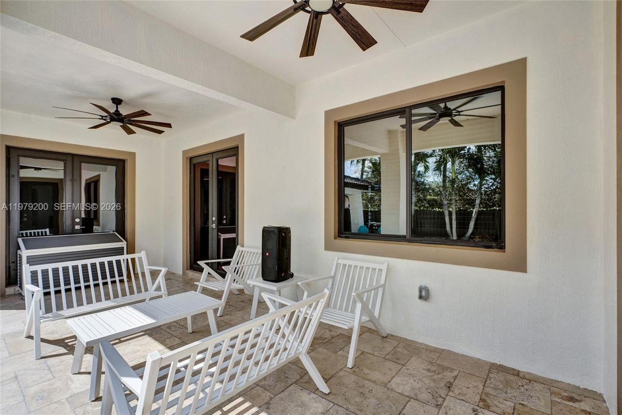 13676 SW 33rd Ter, Miami, FL 33175 Photo