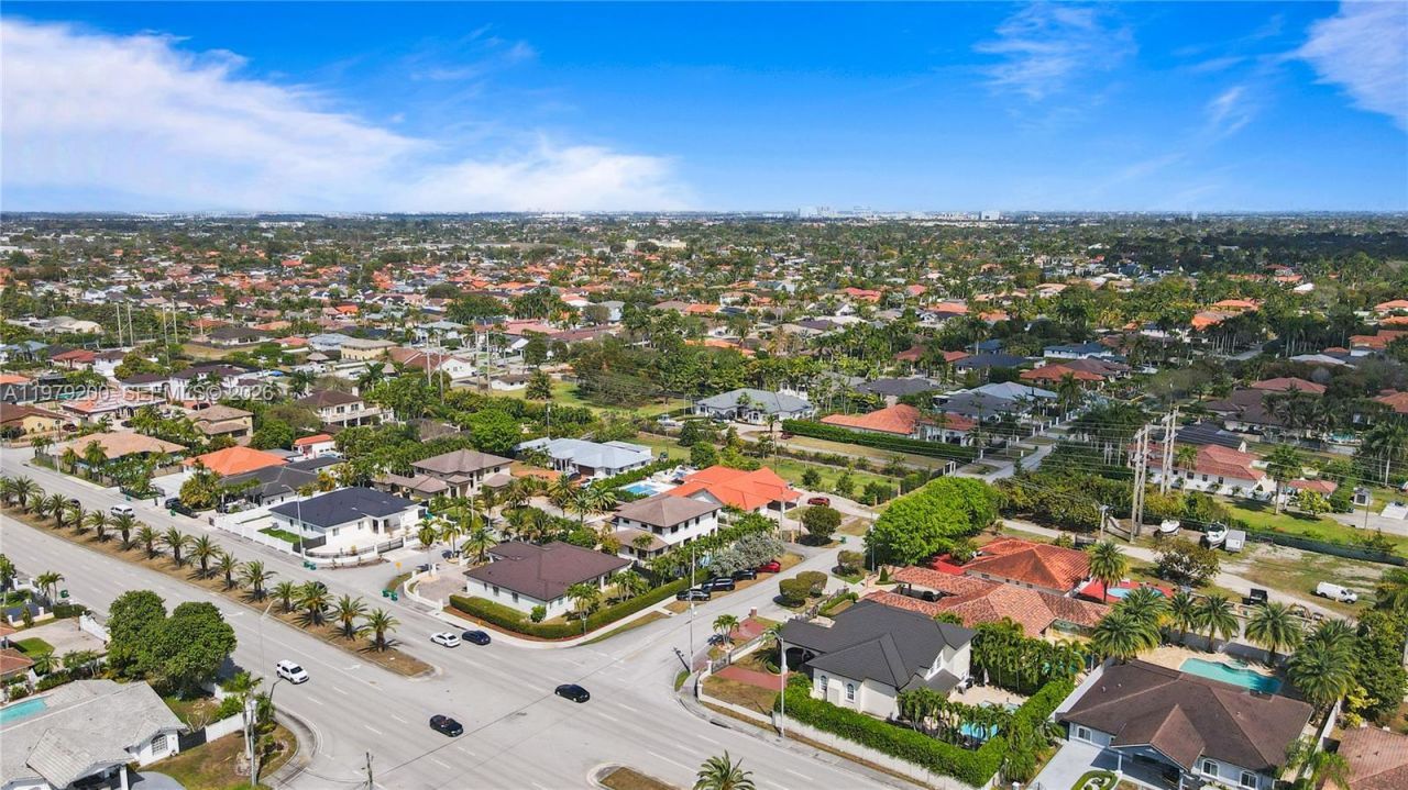 13676 SW 33rd Ter, Miami, FL 33175 Photo