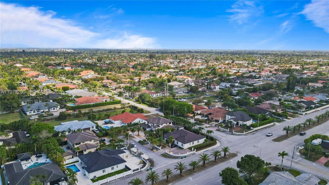 13676 SW 33rd Ter, Miami, FL 33175 Photo