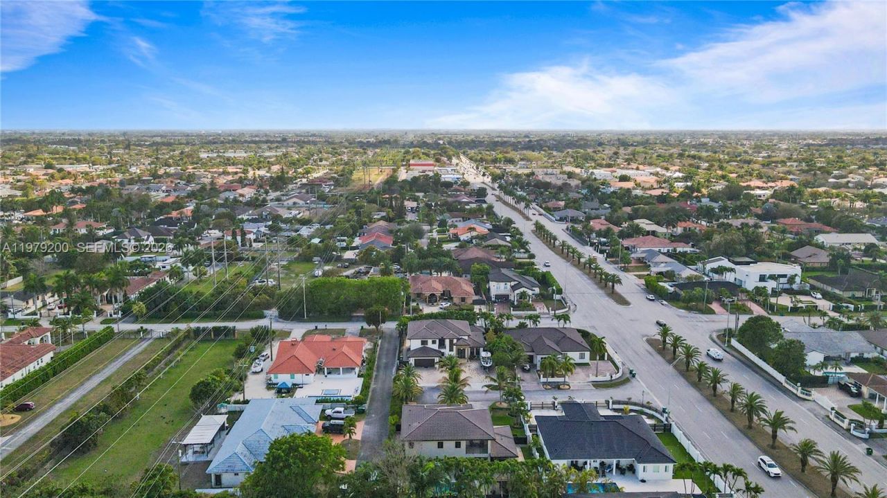 13676 SW 33rd Ter, Miami, FL 33175 Photo