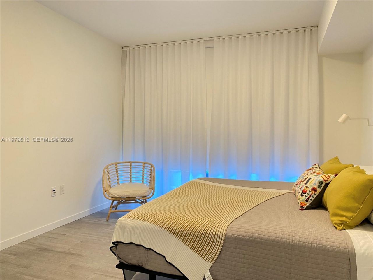 1000 Brickell Plaza , Unit 3807, Miami, FL 33131 Photo