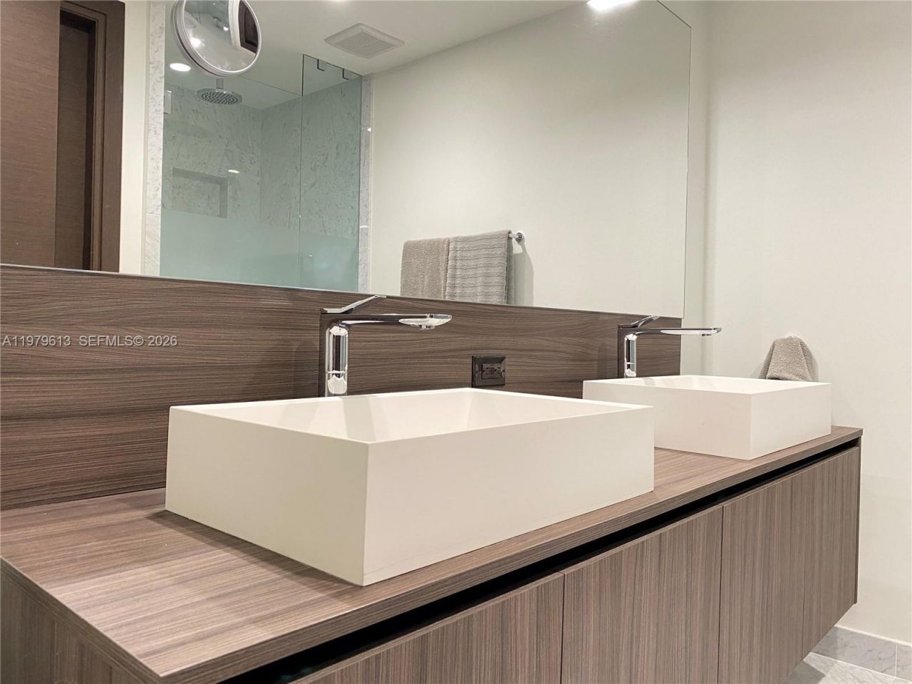 1000 Brickell Plaza , Unit 3807, Miami, FL 33131 Photo