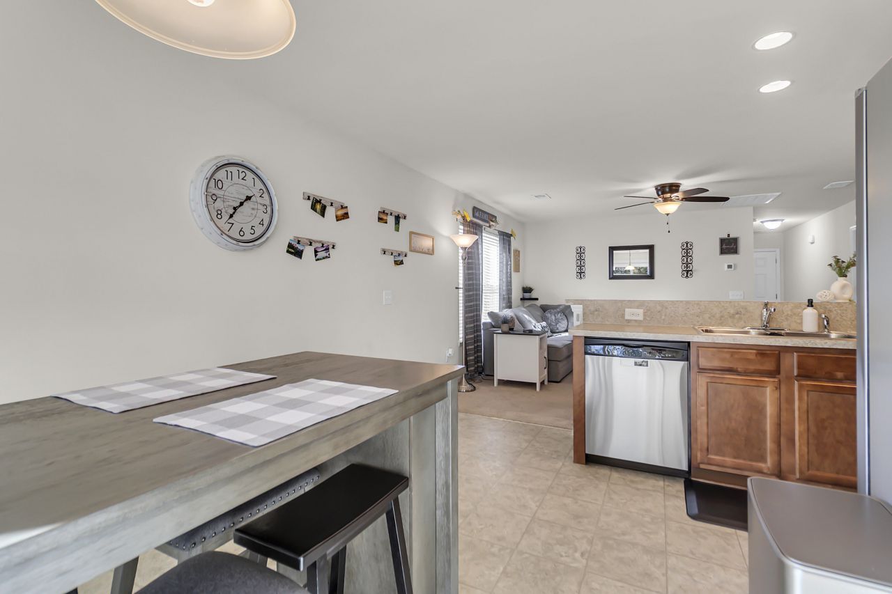 146 Brittondale Road Photo 14