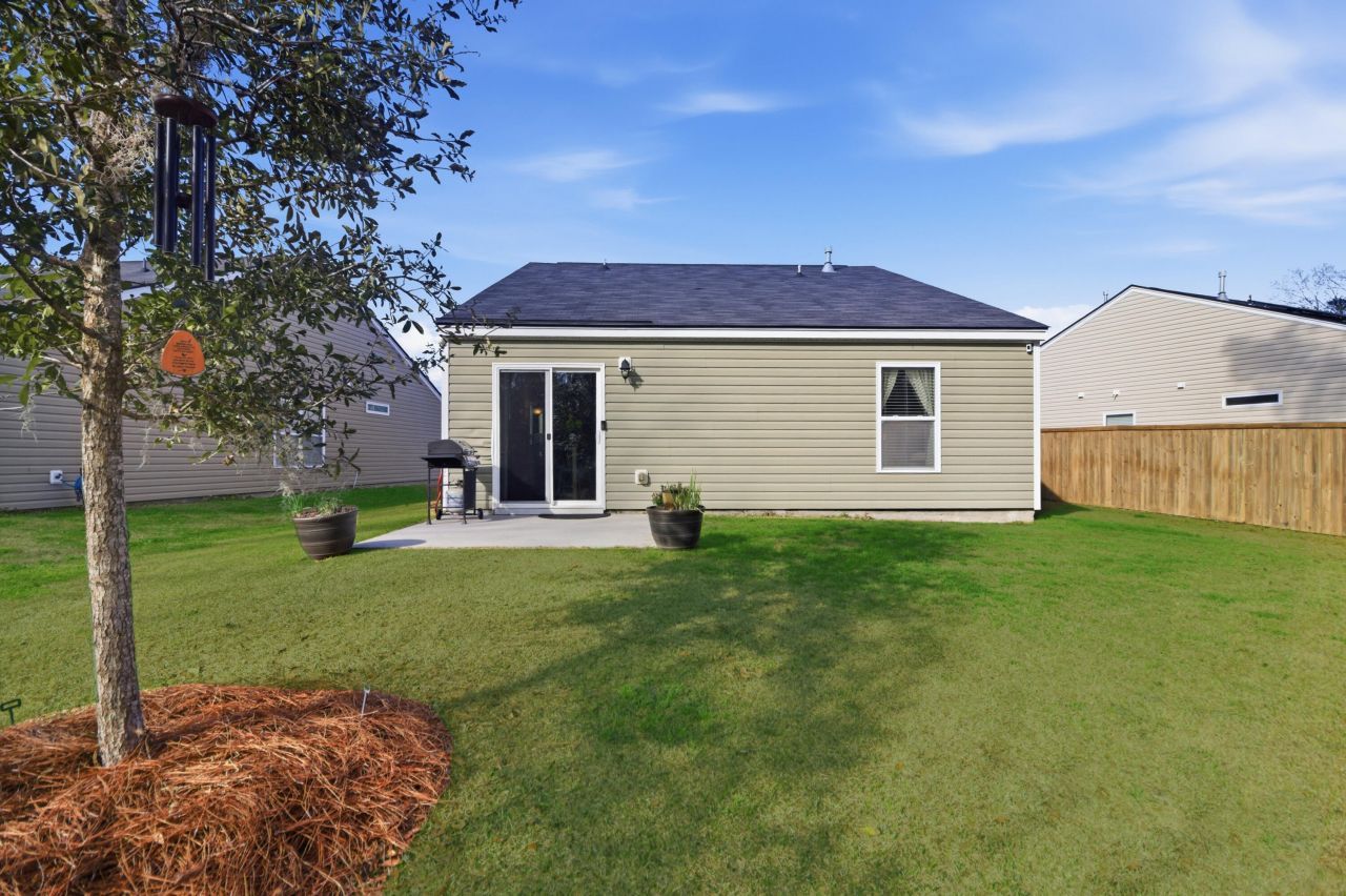 146 Brittondale Road Photo 18