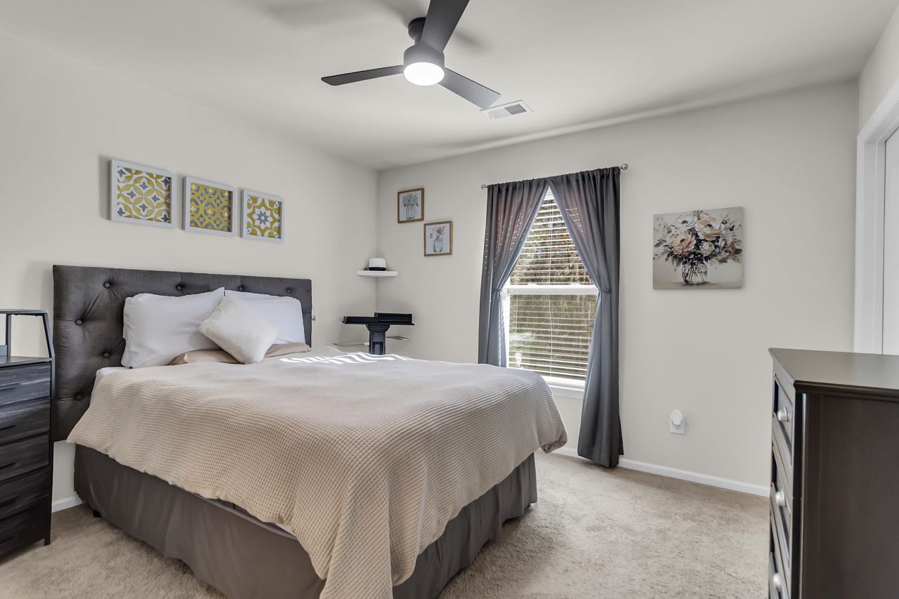 146 Brittondale Road Photo 21