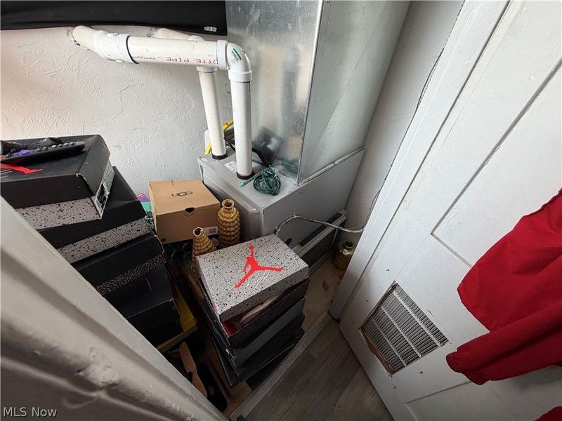 3224 W 32nd Street, Cleveland, OH 44109 Photo 18