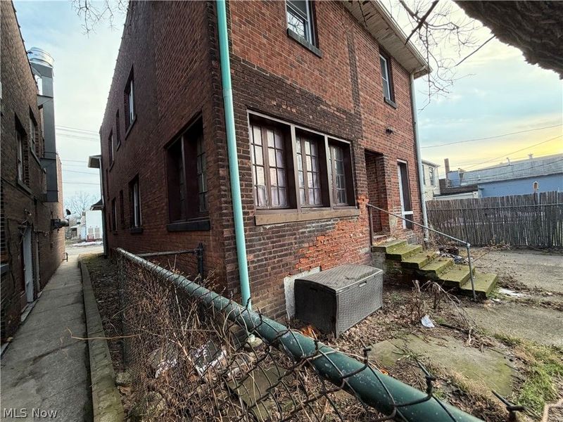 7944 Lorain Avenue, Cleveland, OH 44102 Photo 8