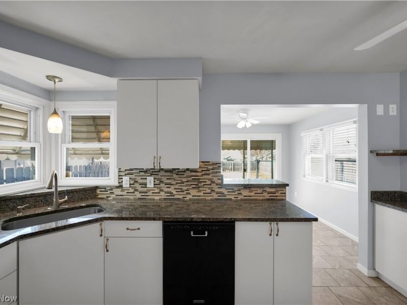 434 Acacia Drive, Willowick, OH 44095 Photo 13