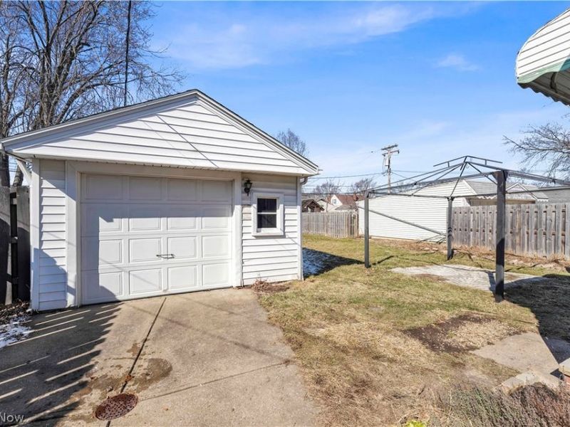 434 Acacia Drive, Willowick, OH 44095 Photo 25