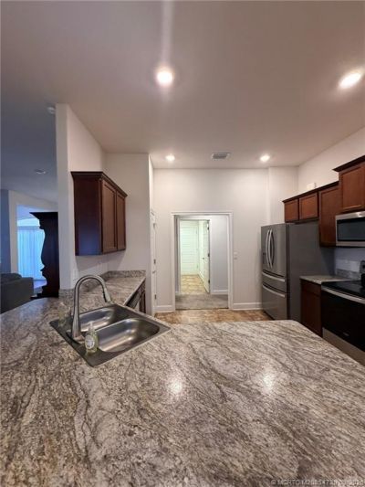 2802 SE Buccaneer Circle, Port Saint Lucie, FL 34952 Photo