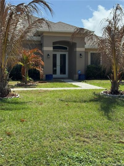 2802 SE Buccaneer Circle, Port Saint Lucie, FL 34952 Photo
