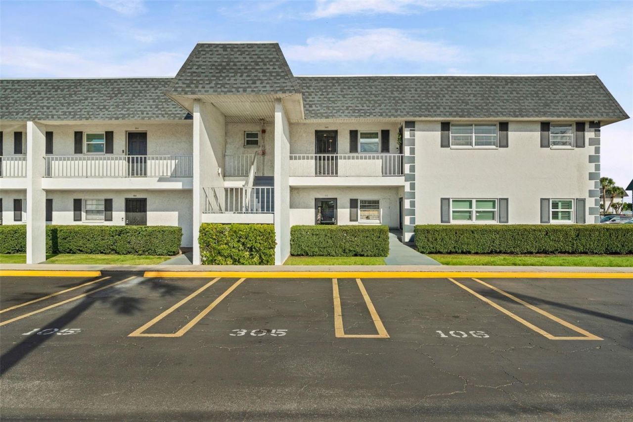 4705 5th Street W, Unit 305, Bradenton, FL 34207 Photo