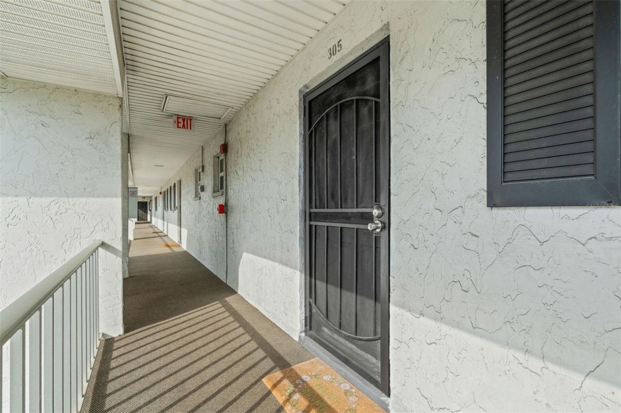 4705 5th Street W, Unit 305, Bradenton, FL 34207 Photo