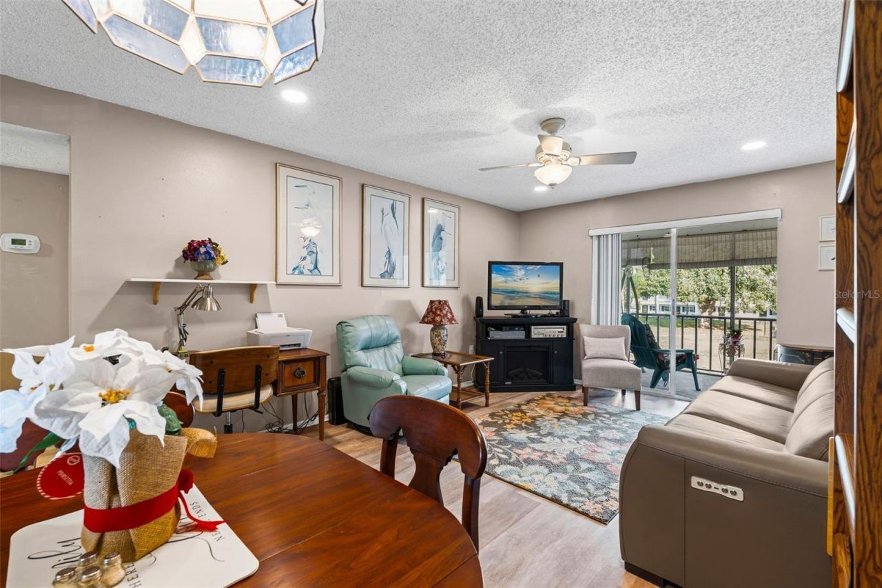 4705 5th Street W, Unit 305, Bradenton, FL 34207 Photo