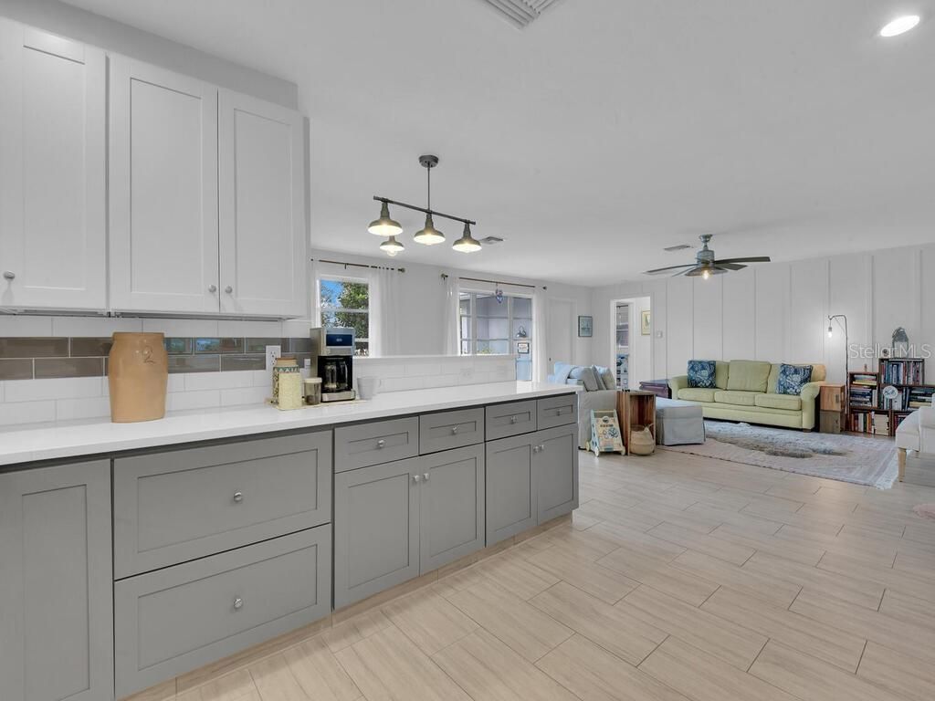 1537 Covington Circle E, Fort Myers, FL 33919 Photo